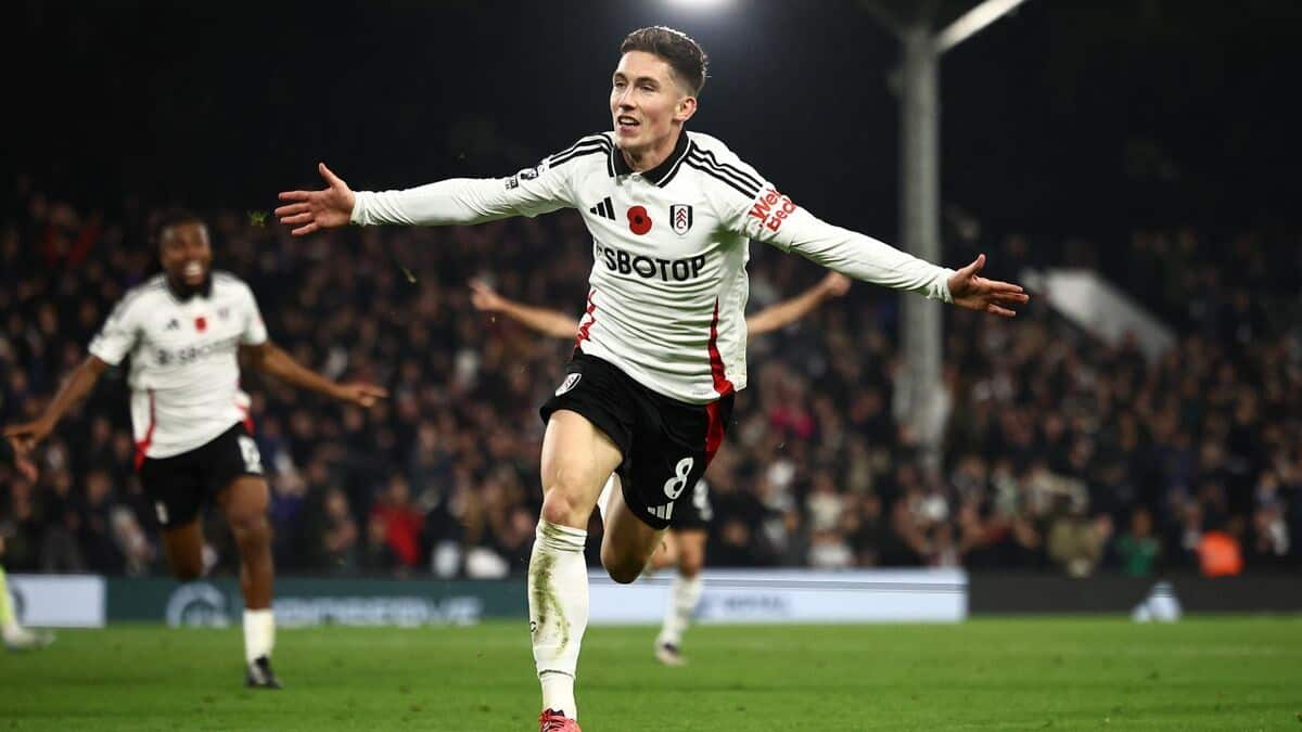 Premier League: How Wilson's late brace helped Fulham beat Brentford 