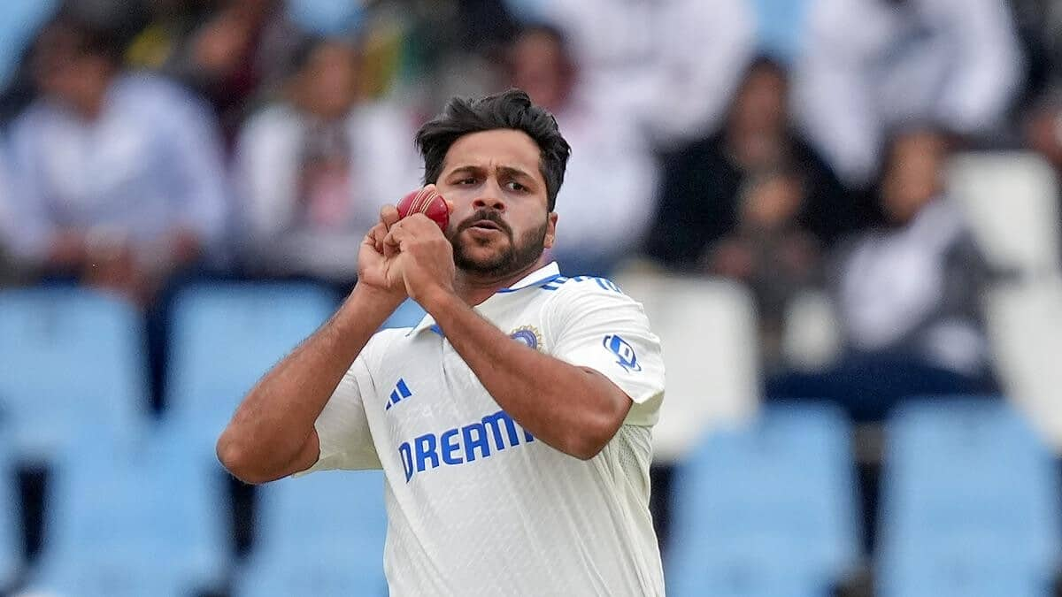 Shardul Thakur discharged from hospital after recovering from viral infection