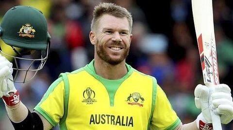 Coronavirus outbreak: David Warner shaves off head to show support Coronavirus outbreak: David Warner shaves off head to show support