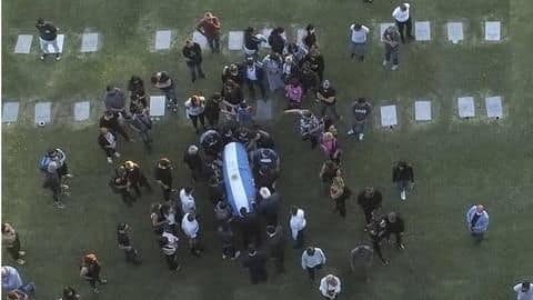 Argentina bid an emotional final farewell to Diego Maradona Argentina bid an emotional final farewell to Diego Maradona