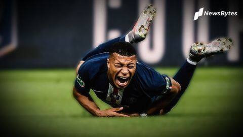 #FrenchCupFinal: Kylian Mbappe limps off as PSG win 1-0 #FrenchCupFinal: Kylian Mbappe limps off as PSG win 1-0