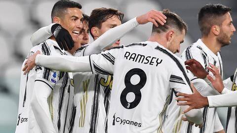 Ronaldo's brace helps Juventus beat Udinese 4-1: Records broken Ronaldo's brace helps Juventus beat Udinese 4-1: Records broken