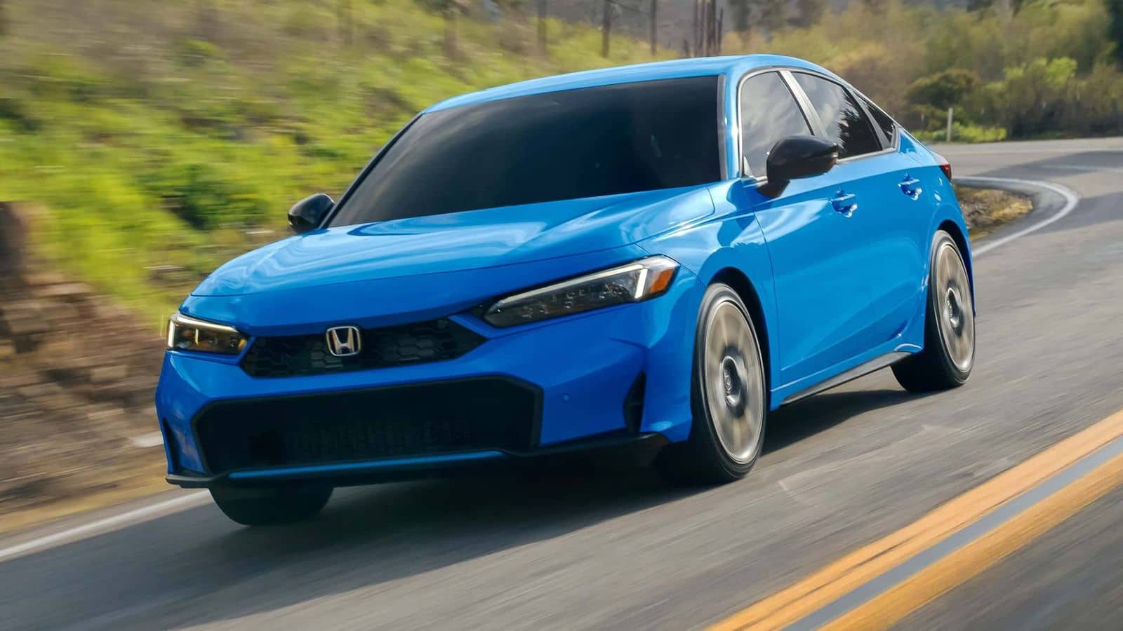 2025 Honda Civic goes official with new features, hybrid powertrain
