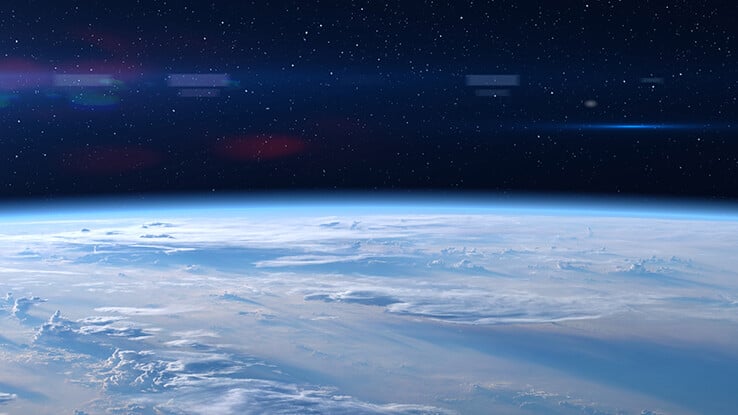 Unexpected connection: Earth's upper atmosphere mimics familiar wind patterns