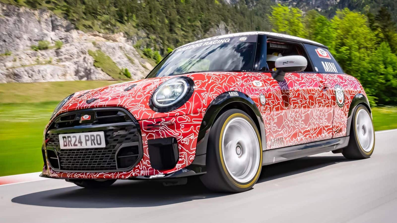 Next-generation MINI Cooper JCW debuting at 24 Hours of Nurburgring