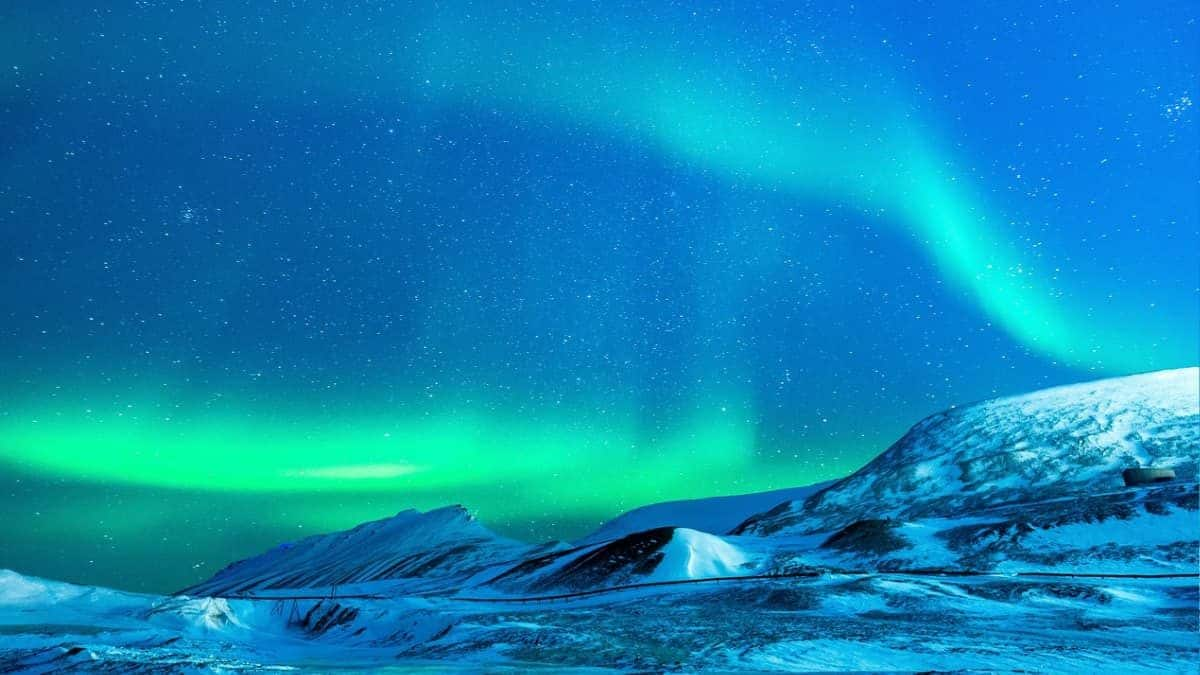 Earth witnesses 'polar rain' aurora for the first time