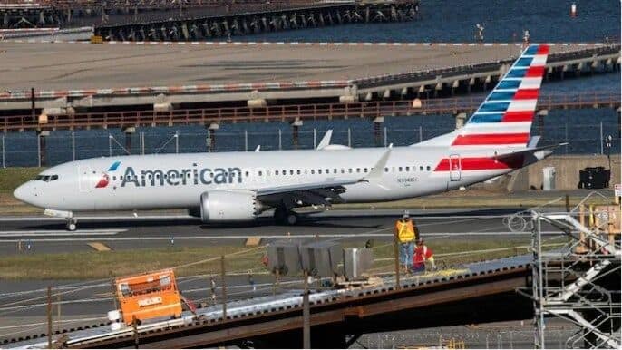 American Airlines grounds all US flights due to technical glitch