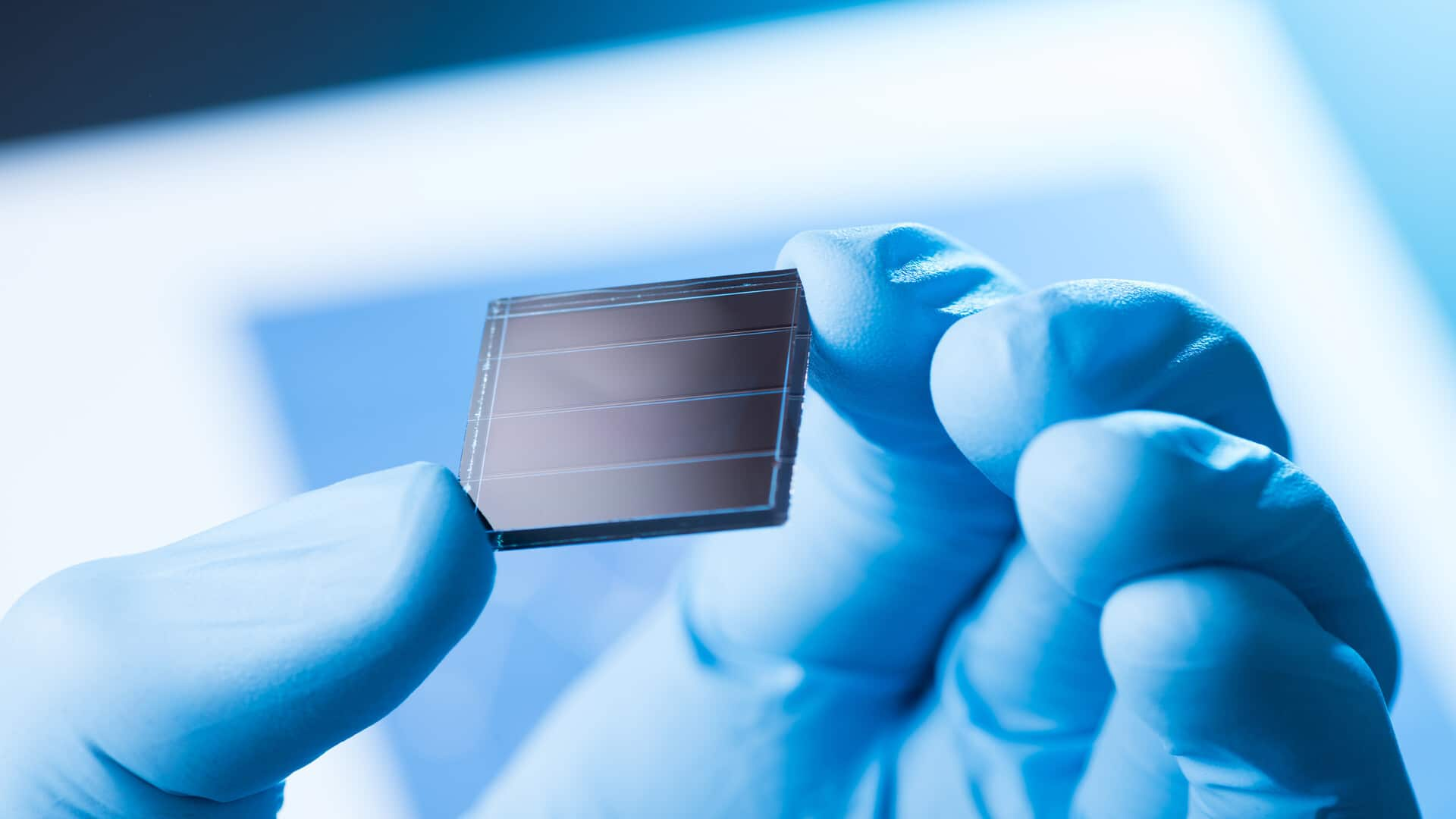 Organic solar panels now efficient enough to rival silicon models