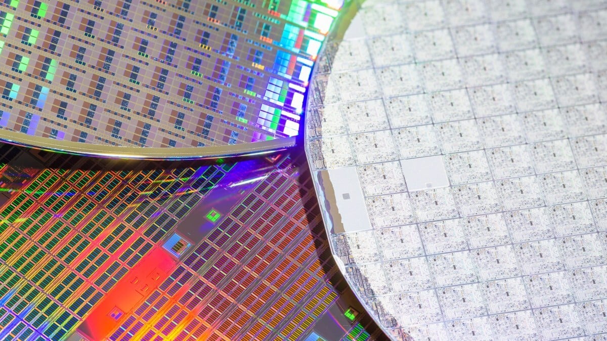 This ultra-thin semiconductor material could make chips faster, more energy-efficient