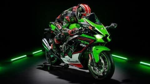 Kawasaki commences deliveries of 2021 Ninja ZX-10R bike in India Kawasaki commences deliveries of 2021 Ninja ZX-10R bike in India
