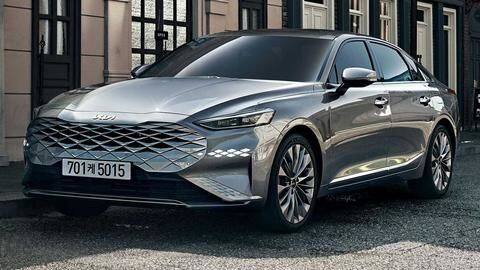 Kia K8 sedan, with a 296hp V6 engine, revealed Kia K8 sedan, with a 296hp V6 engine, revealed