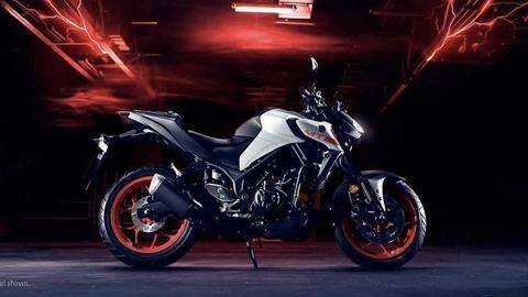 2021 Yamaha MT-25, with 250cc parallel-twin engine, launched in Indonesia 2021 Yamaha MT-25, with 250cc parallel-twin engine, launched in Indonesia