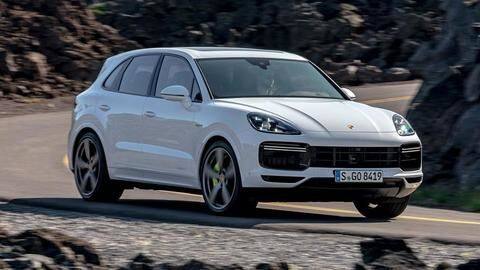 New-generation Porsche Cayenne Turbo S E-Hybrid previewed in spy shots New-generation Porsche Cayenne Turbo S E-Hybrid previewed in spy shots