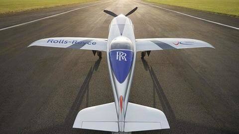 Rolls-Royce's 'Spirit of Innovation' is the world's fastest electric plane Rolls-Royce's 'Spirit of Innovation' is the world's fastest electric plane
