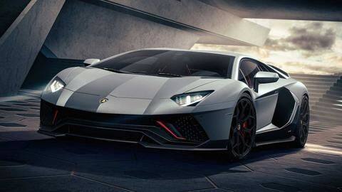 #EndOfAnEra: Lamborghini Aventador signs off with limited-run Ultimae edition #EndOfAnEra: Lamborghini Aventador signs off with limited-run Ultimae edition