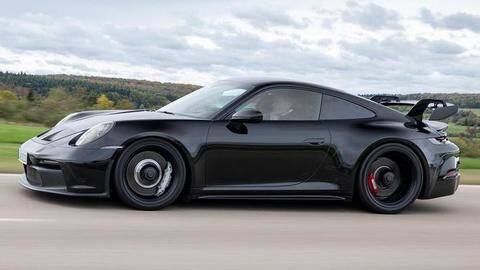2021 Porsche 911 GT3 RS spied testing; design details revealed 2021 Porsche 911 GT3 RS spied testing; design details revealed