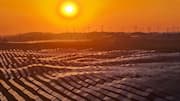 Low-cost and high-efficiency solar panels might become reality soon