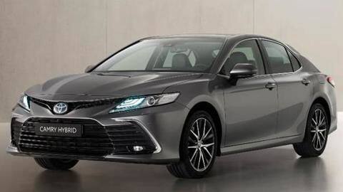India-bound Toyota Camry Hybrid (facelift) sedan launched: Details here India-bound Toyota Camry Hybrid (facelift) sedan launched: Details here