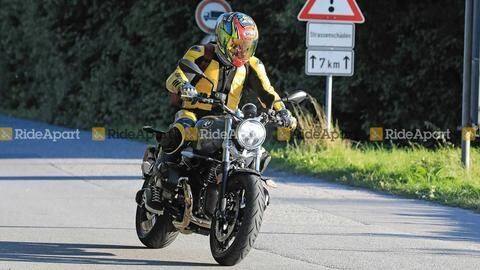 BMW R nineT motorbike spotted testing: Here are the details BMW R nineT motorbike spotted testing: Here are the details