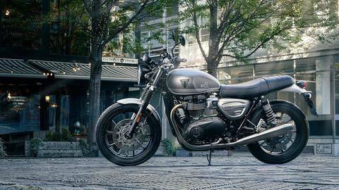 Triumph Street Twin EC1 special edition motorcycle revealed in India Triumph Street Twin EC1 special edition motorcycle revealed in India