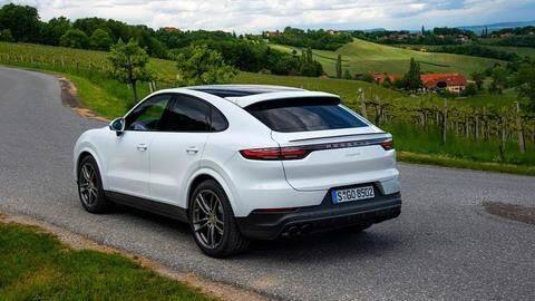 2021 Porsche Cayenne E-Hybrid to get a larger battery pack 2021 Porsche Cayenne E-Hybrid to get a larger battery pack