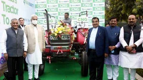 India's first CNG tractor launched, claimed to increase farmers' savings India's first CNG tractor launched, claimed to increase farmers' savings