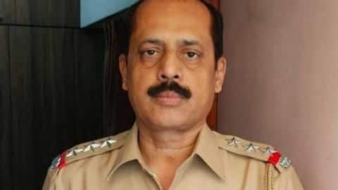 Antilia bomb-scare: Sachin Vaze's NIA custody extended till April 7 Antilia bomb-scare: Sachin Vaze's NIA custody extended till April 7