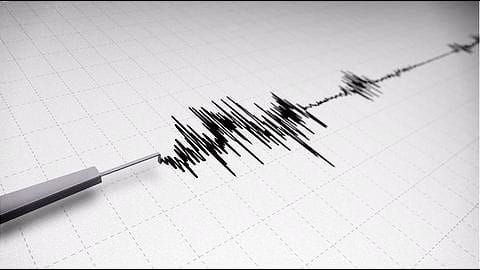 Strong earthquake tremors hit Delhi-NCR, neighboring states