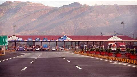Maharashtra: Government links contractors' toll exemption compensation to road quality Maharashtra: Government links contractors' toll exemption compensation to road quality