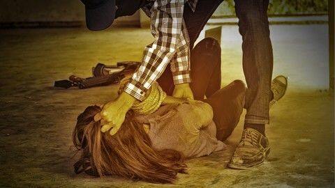 Woman raped, duped of Rs. 10L by Facebook friend Woman raped, duped of Rs. 10L by Facebook friend
