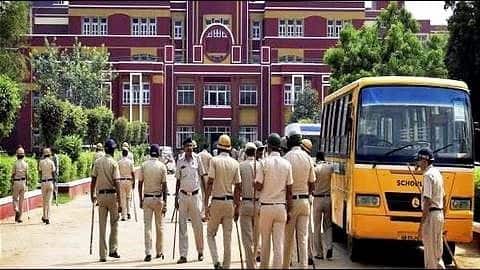 Gurugram schoolboy murder: Angry protesters set ablaze liquor-shop near school Gurugram schoolboy murder: Angry protesters set ablaze liquor-shop near school