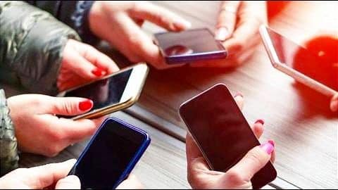 Smartphone launches expected in second half of 2018