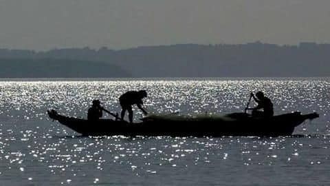 #IndiaPakistanTensions: Fishermen asked to stay away from 'strangers at sea' #IndiaPakistanTensions: Fishermen asked to stay away from 'strangers at sea'