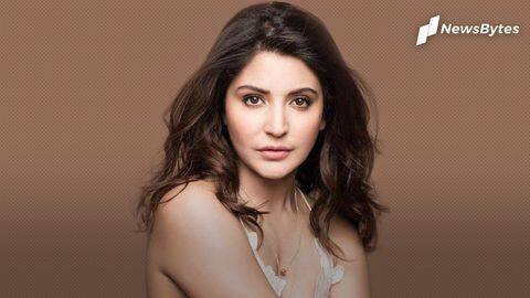 'Stop this now': Anushka Sharma slams photographer for invading privacy 'Stop this now': Anushka Sharma slams photographer for invading privacy