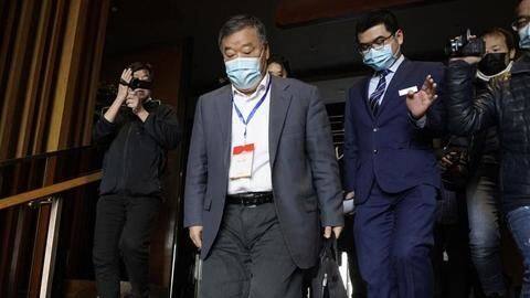 WHO team visits Wuhan hospital that had early virus patients WHO team visits Wuhan hospital that had early virus patients