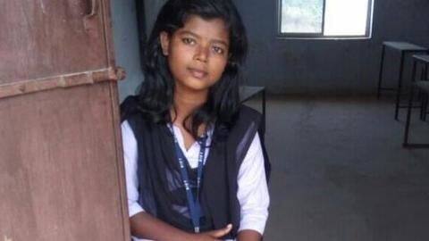 Odisha woman turns laborer to pay engineering course fee Odisha woman turns laborer to pay engineering course fee