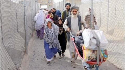 Pakistan deports over 200 Afghan nationals Pakistan deports over 200 Afghan nationals