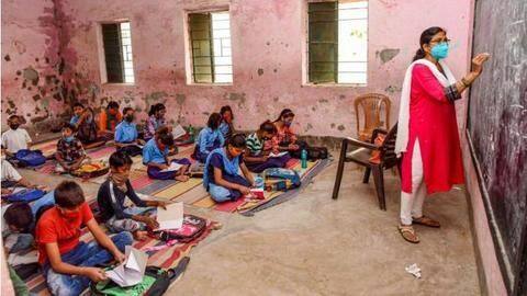Schools may be closed if COVID-19 situation worsens: UP government Schools may be closed if COVID-19 situation worsens: UP government
