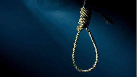Muzaffarnagar: Pregnant woman found hanging under mysterious circumstances Muzaffarnagar: Pregnant woman found hanging under mysterious circumstances