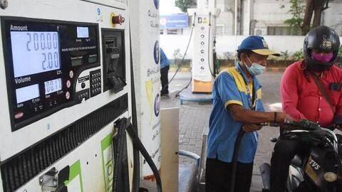 Diesel price cut by 20 paise, petrol unchanged Diesel price cut by 20 paise, petrol unchanged
