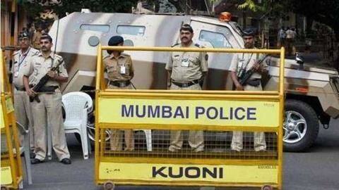 Over 700 cops likely to be transferred out of Mumbai Over 700 cops likely to be transferred out of Mumbai