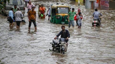 Most parts of Gujarat witness heavy rains; 56 roads closed Most parts of Gujarat witness heavy rains; 56 roads closed