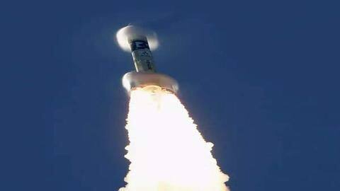 Arab spacecraft closes in on Mars on historic flight Arab spacecraft closes in on Mars on historic flight
