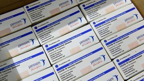 South Africa suspends Johnson & Johnson COVID-19 vaccine South Africa suspends Johnson & Johnson COVID-19 vaccine