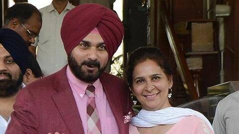 Sidhu not in politics for any post, says his wife Sidhu not in politics for any post, says his wife