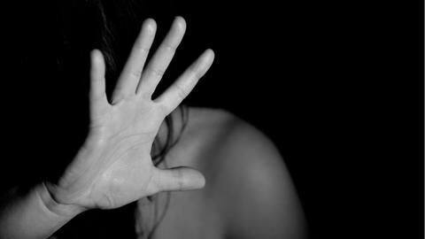 Man with 'Peter Pan Syndrome' gets bail in assault case Man with 'Peter Pan Syndrome' gets bail in assault case