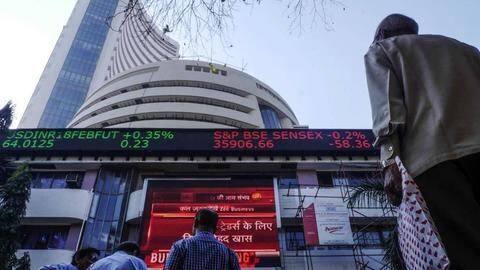 Sensex jumps over 220 points in early trade Sensex jumps over 220 points in early trade