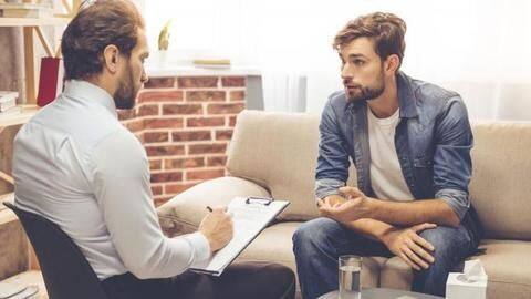 #HealthBytes: What is talk therapy and how does it help? #HealthBytes: What is talk therapy and how does it help?