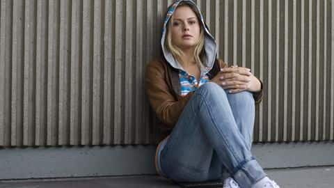 Five basic types of jeans every woman must buy Five basic types of jeans every woman must buy