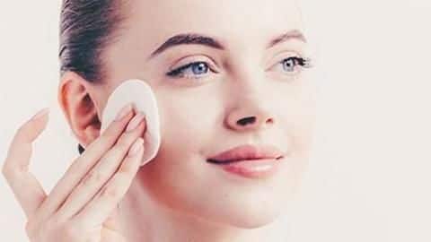 #HealthBytes: Follow this night-time skincare routine for healthy, clear skin #HealthBytes: Follow this night-time skincare routine for healthy, clear skin